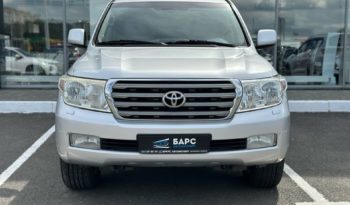 Toyota Land Cruiser 200 Series full