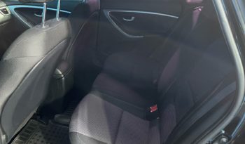 Hyundai i30 II full