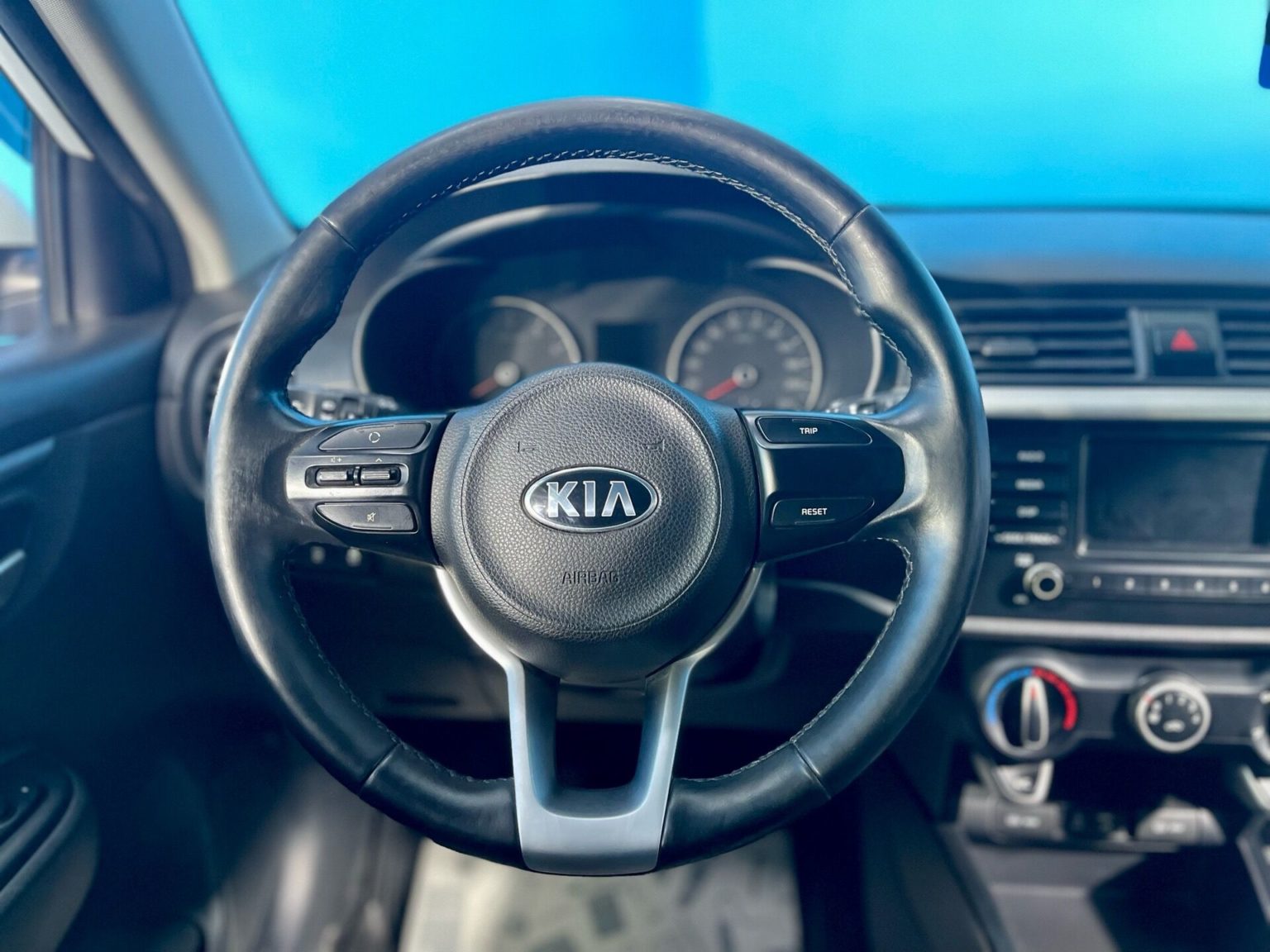 Kia Rio IV full